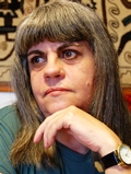 Alma Collins (Deborah Douglas)