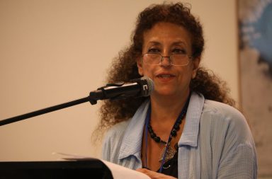 Rajaa Gharbi leyendo poesía en Italia – Poetas del Mundo